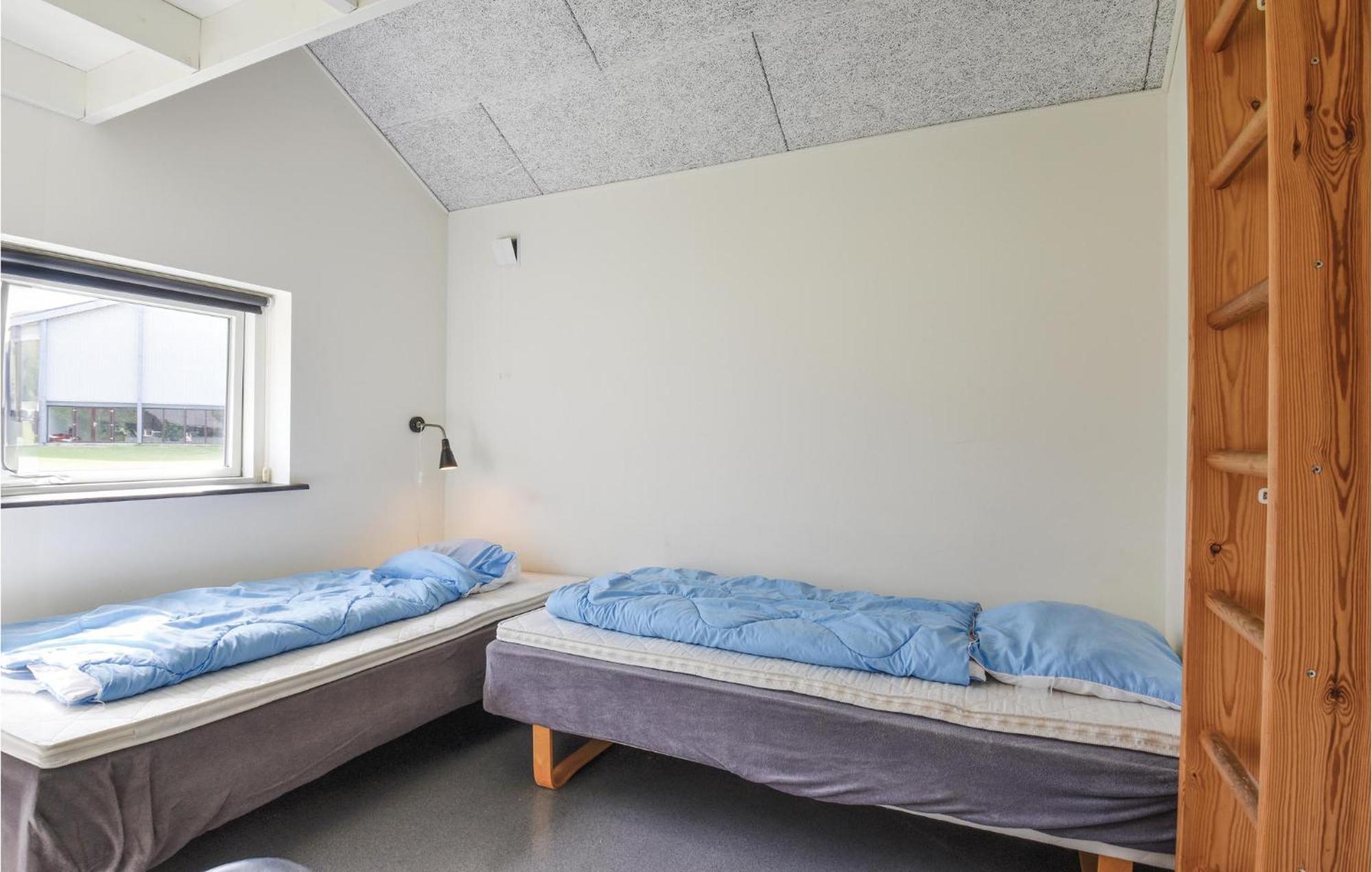 Pet Friendly Home In Spjald With Wifi エクステリア 写真